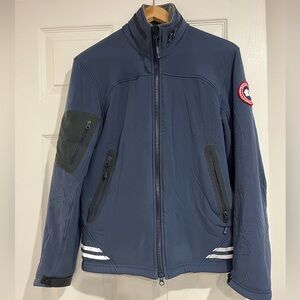 Men’s small authentic Canada Goose coat. Navy blue
